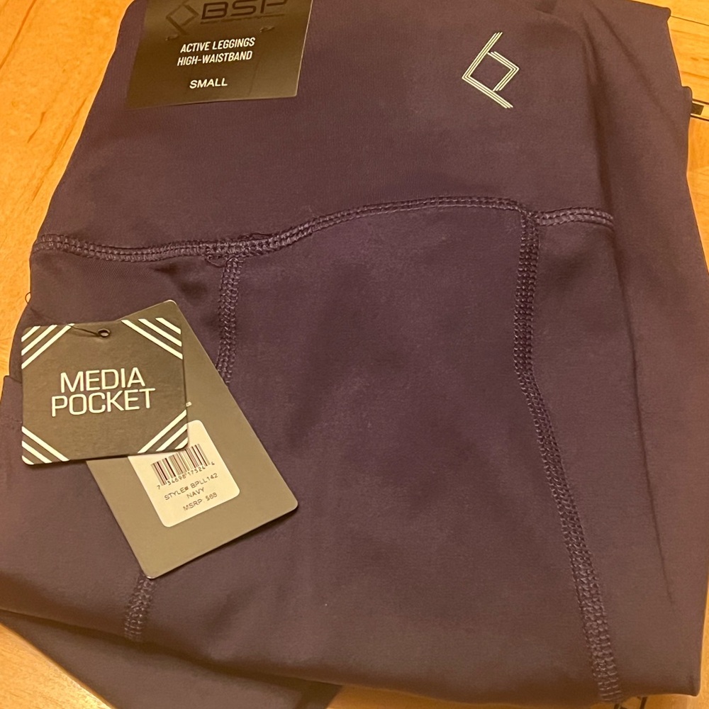 Ladies yoga pants w/pockets & soft jacket